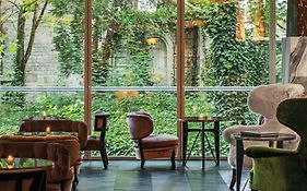 Hôtel de Berri Champs-Élysées, a Luxury Collection Hotel